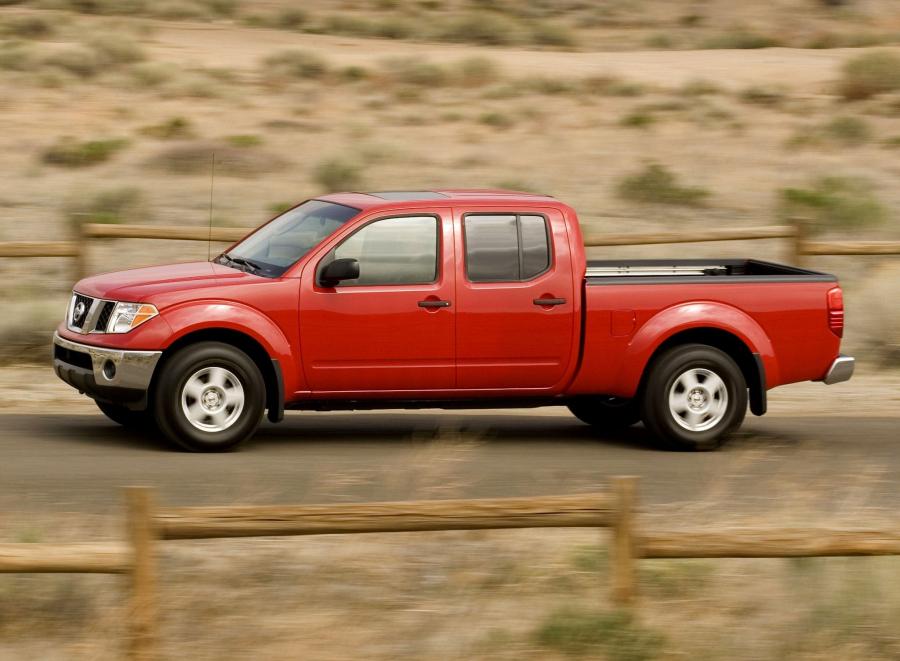  Nissan Frontier Crew Cab SE 2005 года  (фото 3 из 4)